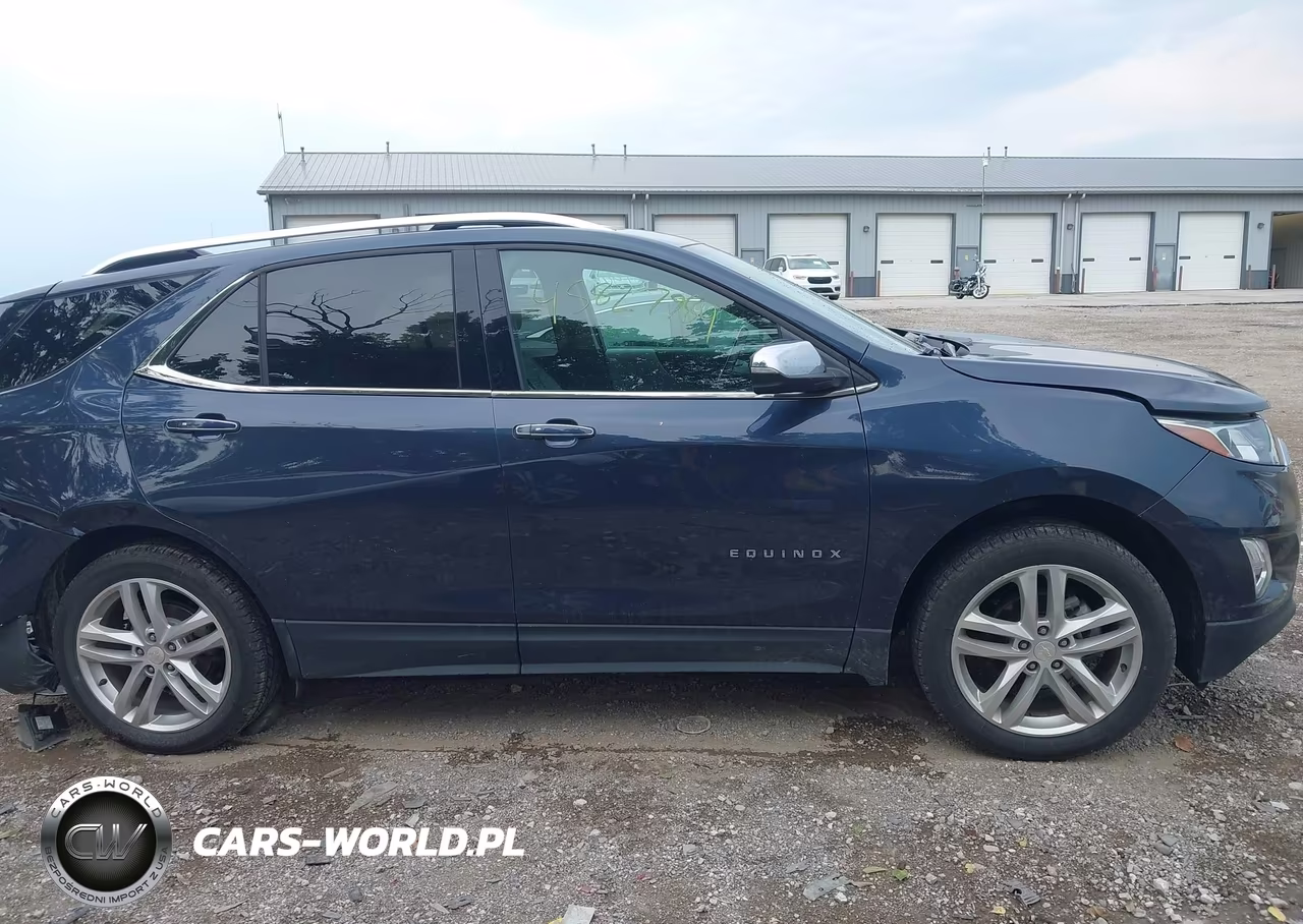 2018 Chevrolet Equinox Premier VIN:3GNAXVEV0JL154821 - 13