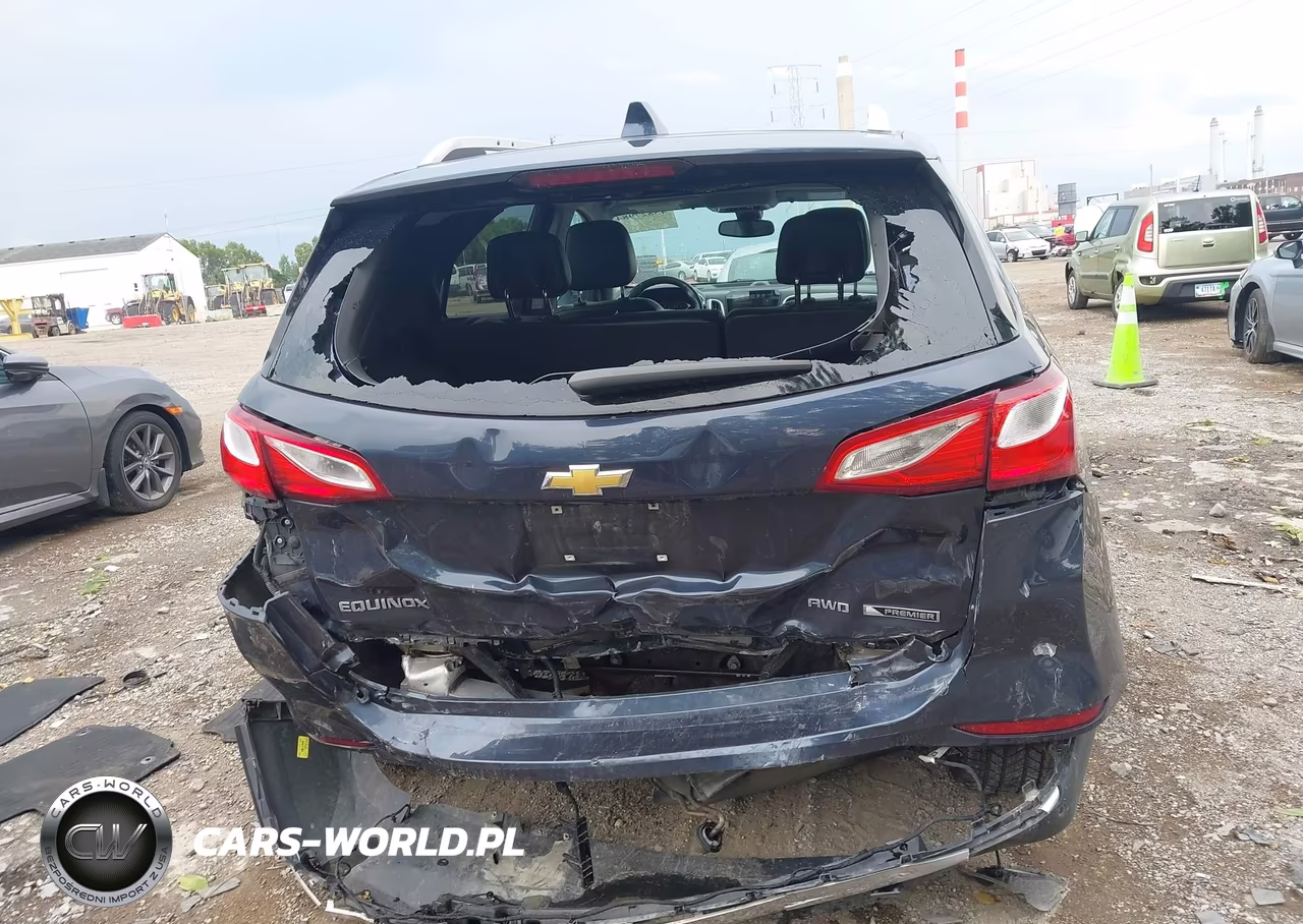 2018 Chevrolet Equinox Premier VIN:3GNAXVEV0JL154821 - 16