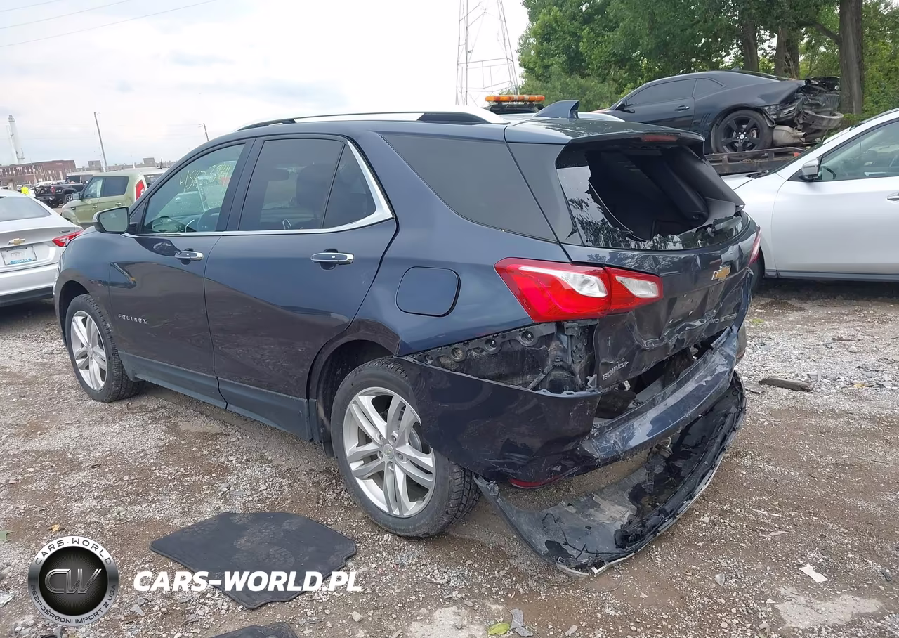 2018 Chevrolet Equinox Premier VIN:3GNAXVEV0JL154821 - 3