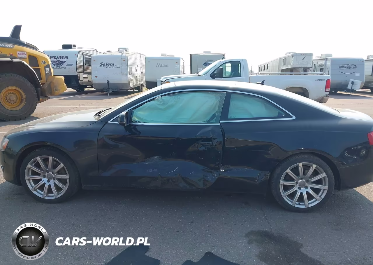 2011 Audi A5 2.0T Premium VIN:WAULFAFRXBA018152 - 14