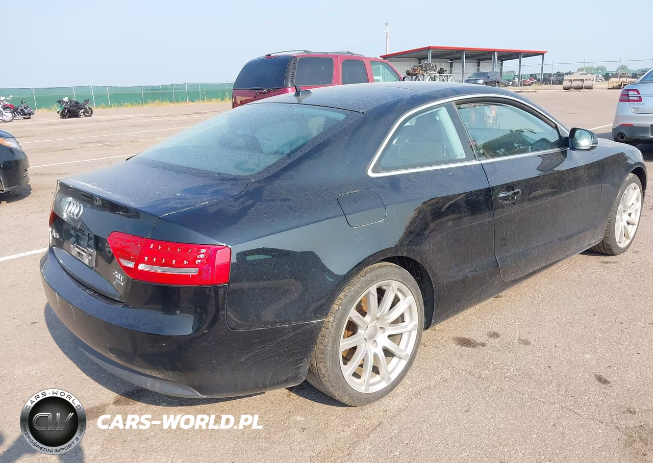 2011 Audi A5 2.0T Premium VIN:WAULFAFRXBA018152 - 4