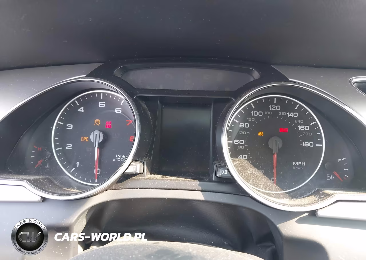 2011 Audi A5 2.0T Premium VIN:WAULFAFRXBA018152 - 7