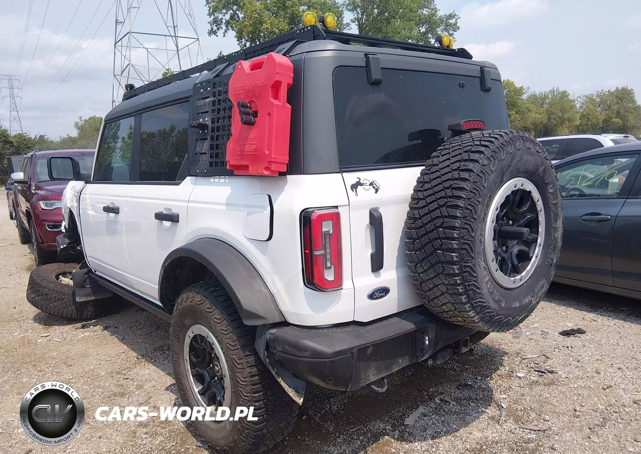 2024 Ford Bronco Badlands VIN:1FMEE9BP5RLB43183 - 3