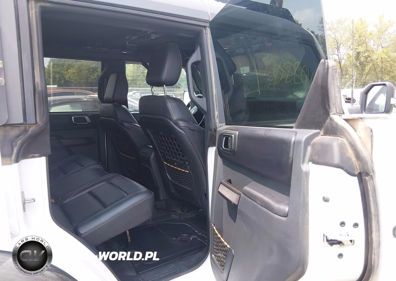 2024 Ford Bronco Badlands VIN:1FMEE9BP5RLB43183 - 8