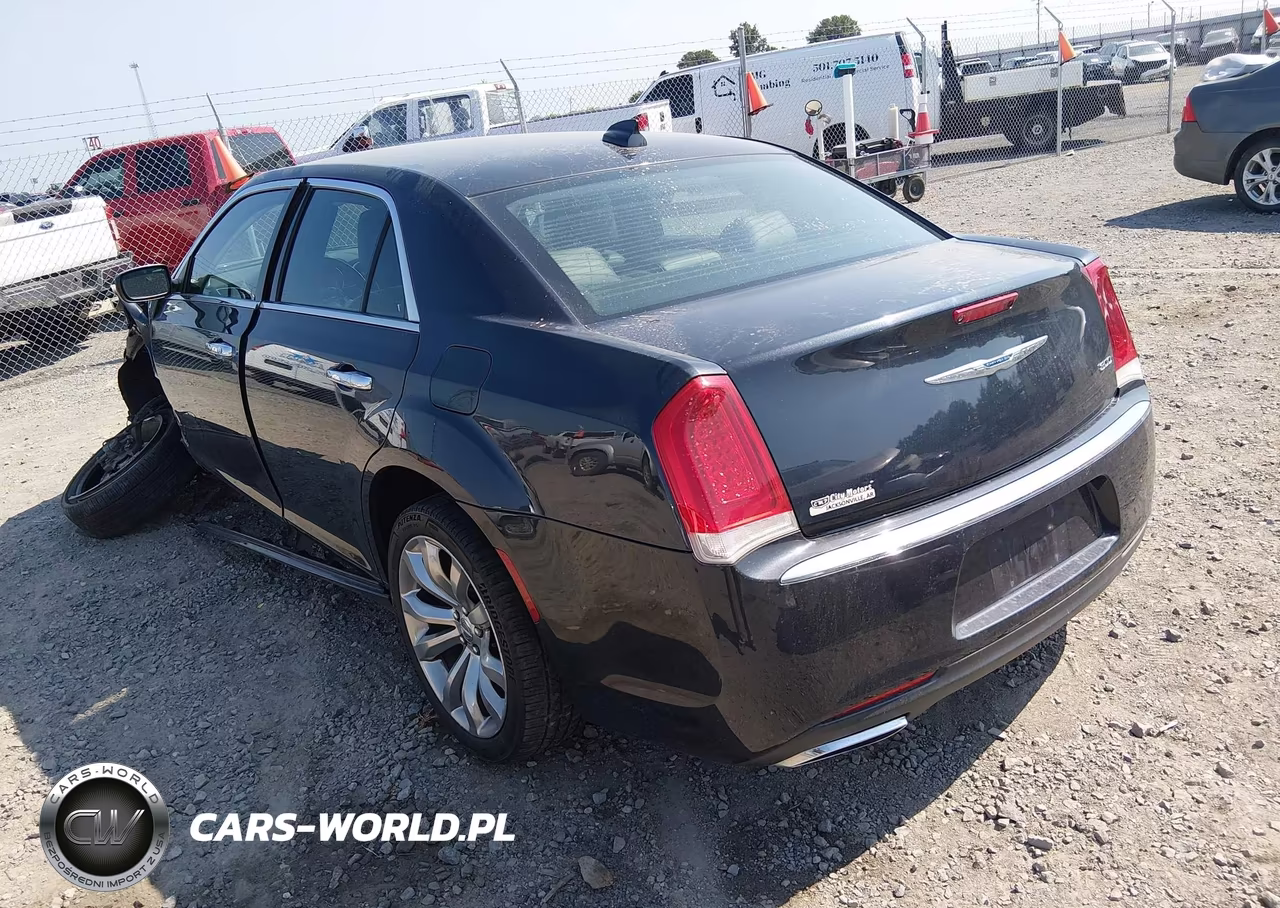 2018 Chrysler 300 Limited VIN:2C3CCAEG5JH164846 - 3