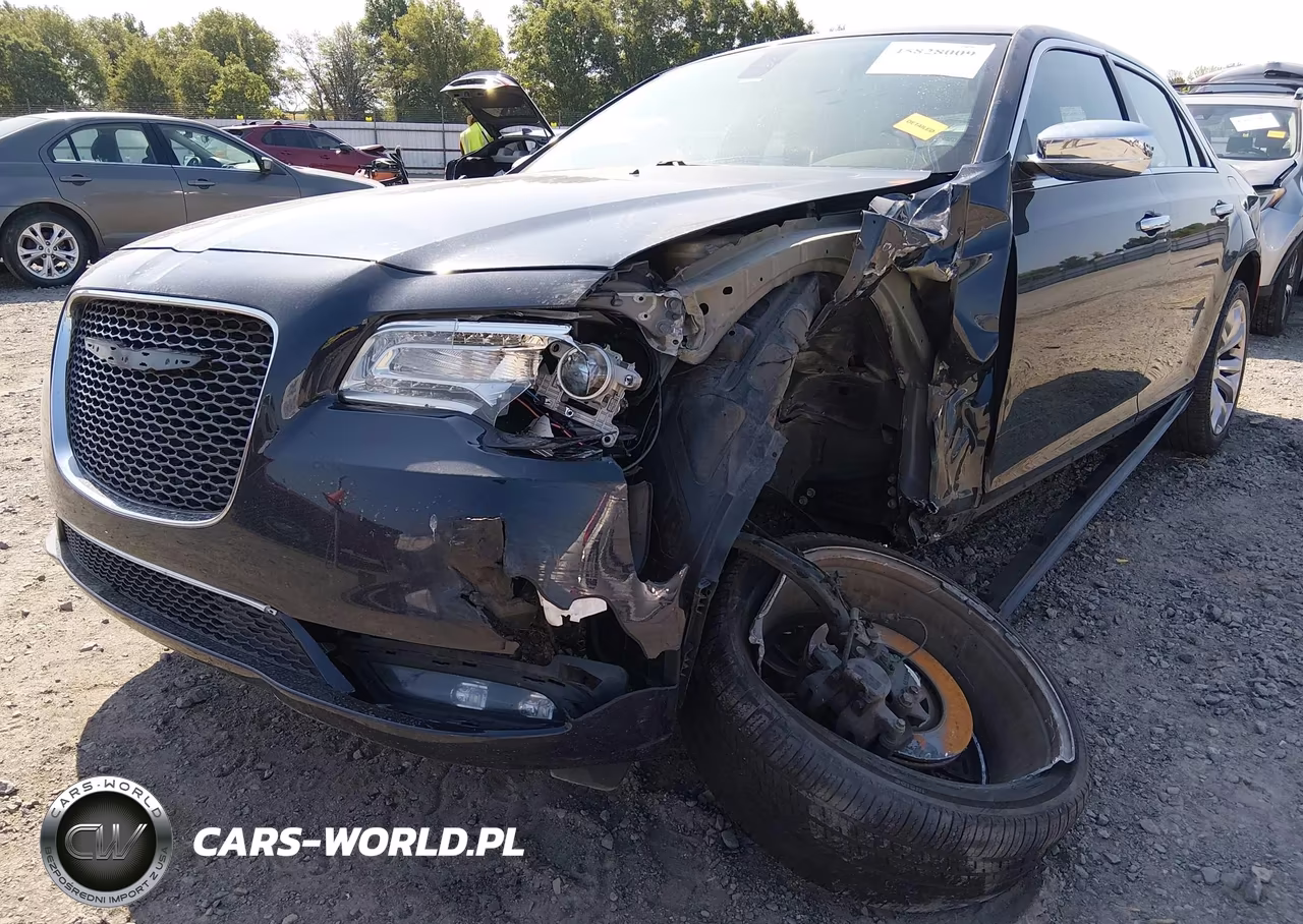 2018 Chrysler 300 Limited VIN:2C3CCAEG5JH164846 - 6