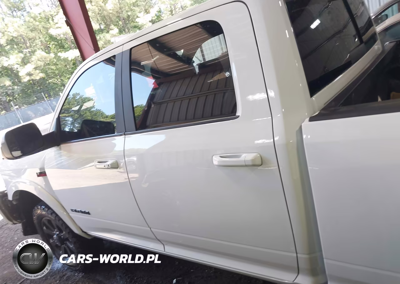 2022 Ram 2500 Laramie 4X4 6'4 Box VIN:3C6UR5FJ3NG418003 - 14