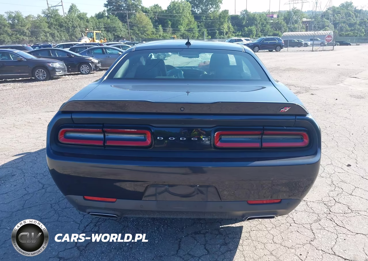 2018 Dodge Challenger Gt Awd VIN:2C3CDZGG1JH118987 - 16