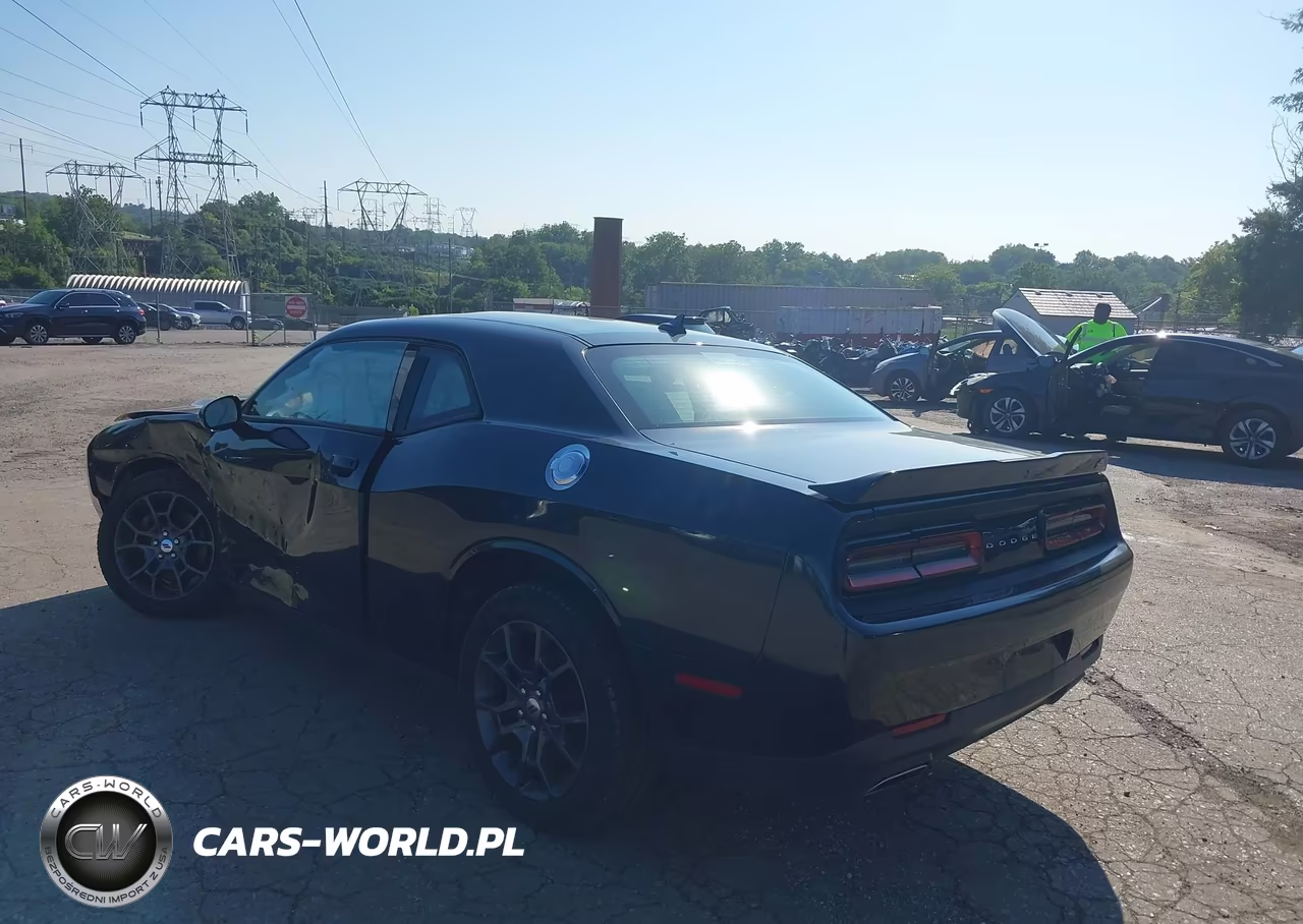 2018 Dodge Challenger Gt Awd VIN:2C3CDZGG1JH118987 - 3
