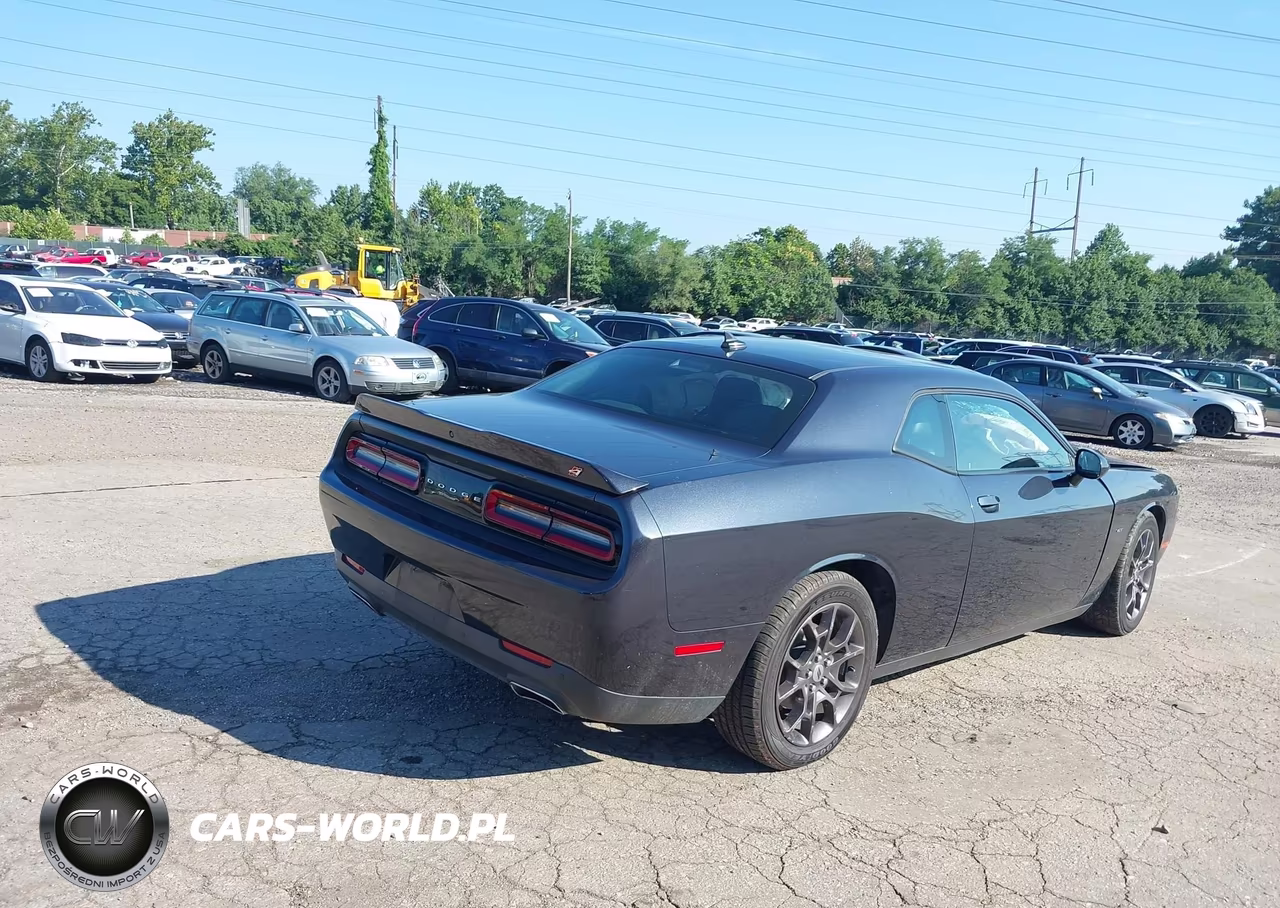 2018 Dodge Challenger Gt Awd VIN:2C3CDZGG1JH118987 - 4