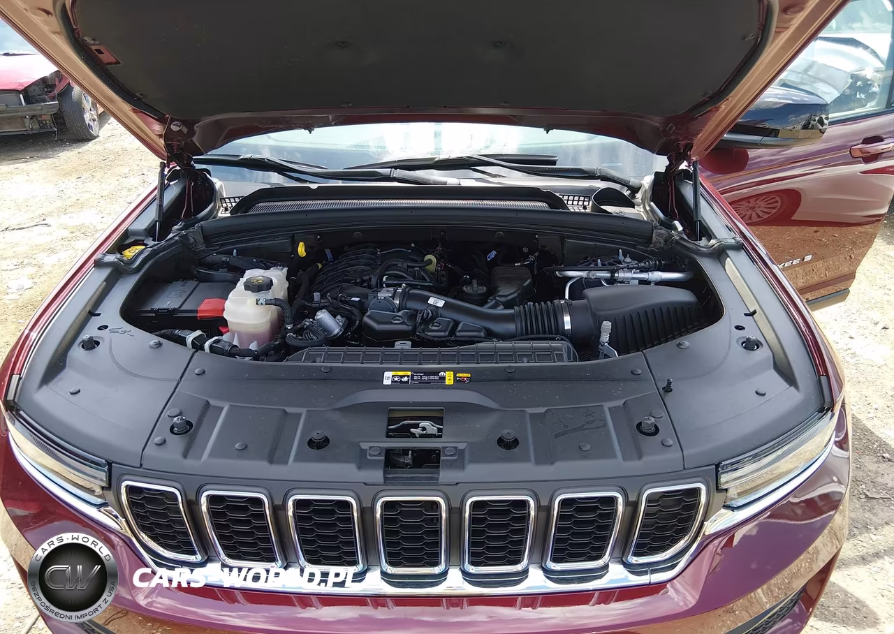 2024 Jeep Grand Cherokee Laredo X 4X4 VIN:1C4RJHAG0R8619453 - 10