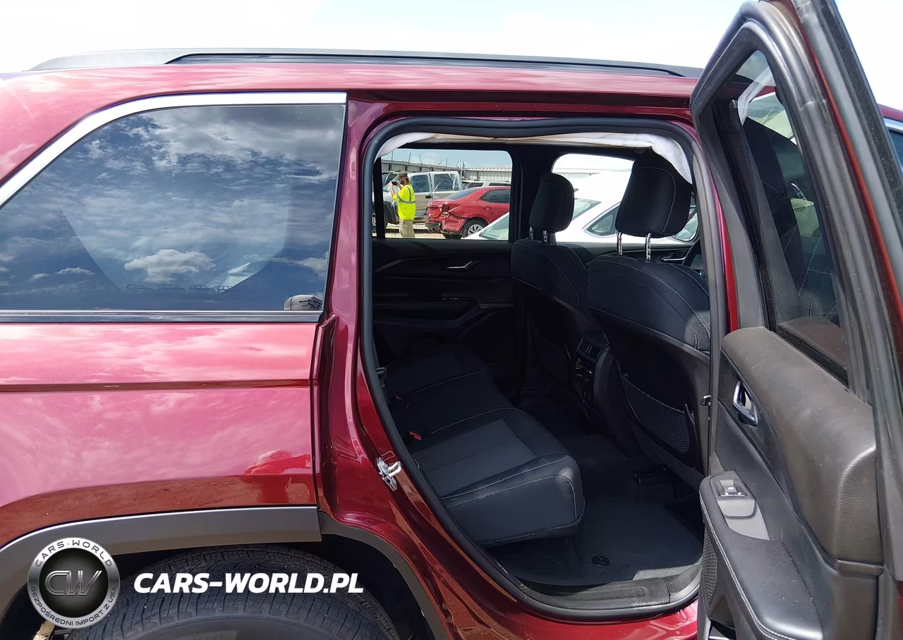 2024 Jeep Grand Cherokee Laredo X 4X4 VIN:1C4RJHAG0R8619453 - 8