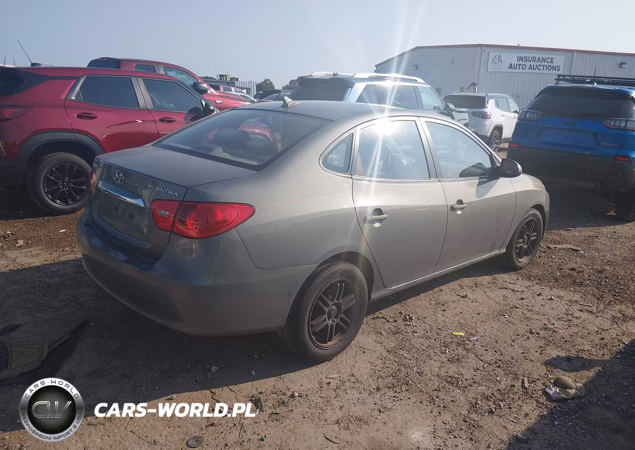 2010 Hyundai Elantra Gls VIN:KMHDU4AD6AU048431 - 4