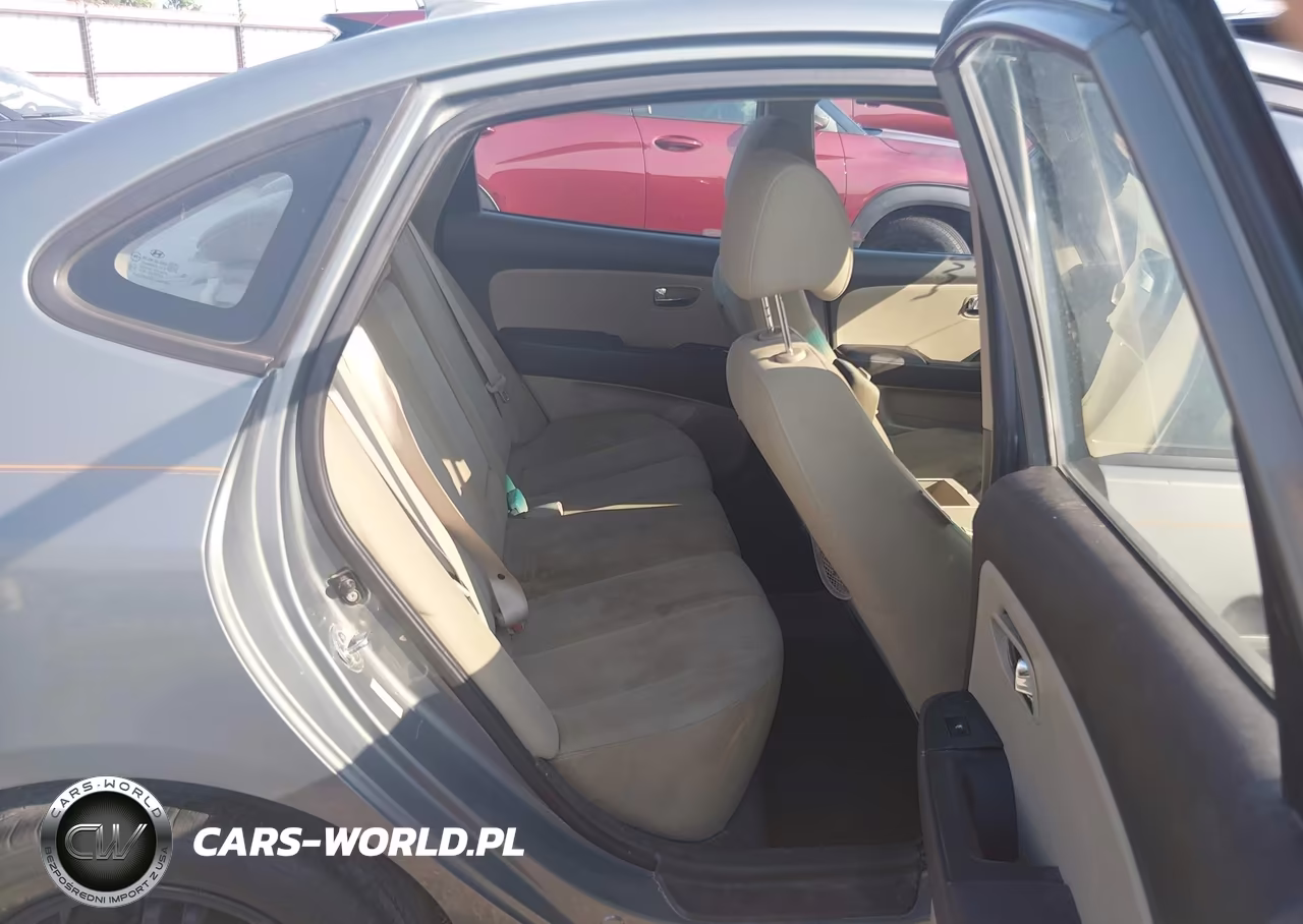 2010 Hyundai Elantra Gls VIN:KMHDU4AD6AU048431 - 8