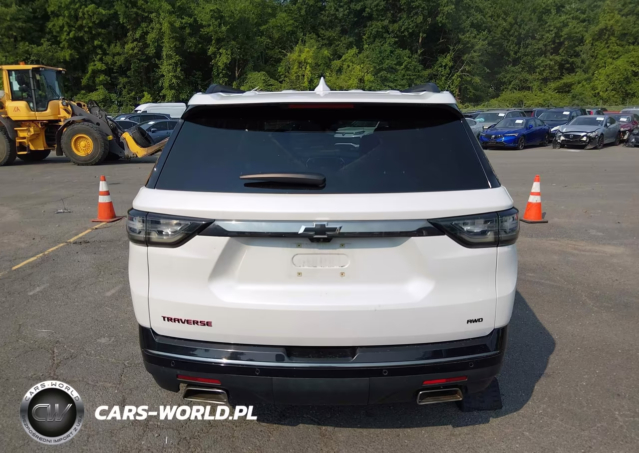 2018 Chevrolet Traverse Premier VIN:1GNEVJKW8JJ143974 - 17