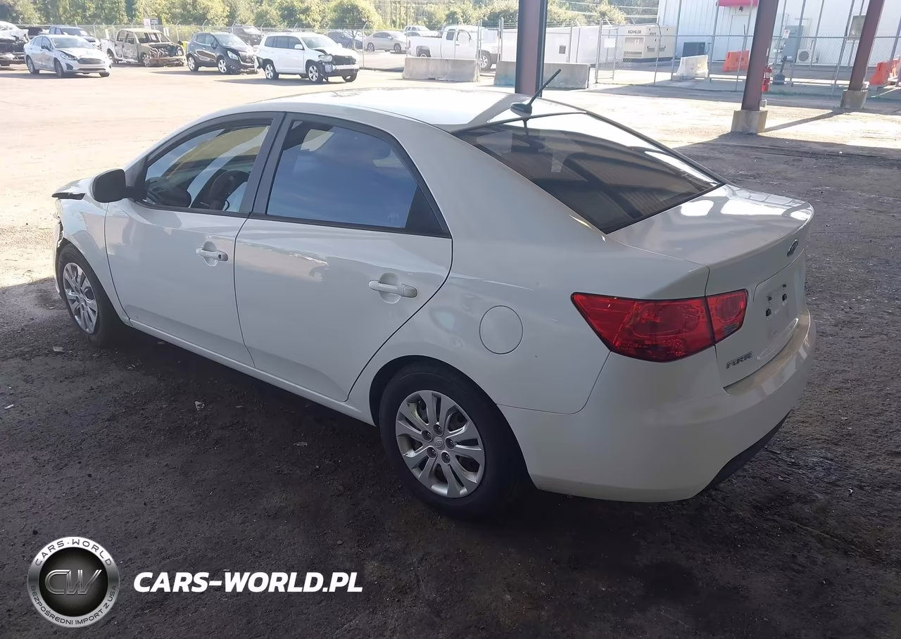 2013 Kia Forte Lx VIN:KNAFT4A2XD5722123 - 3