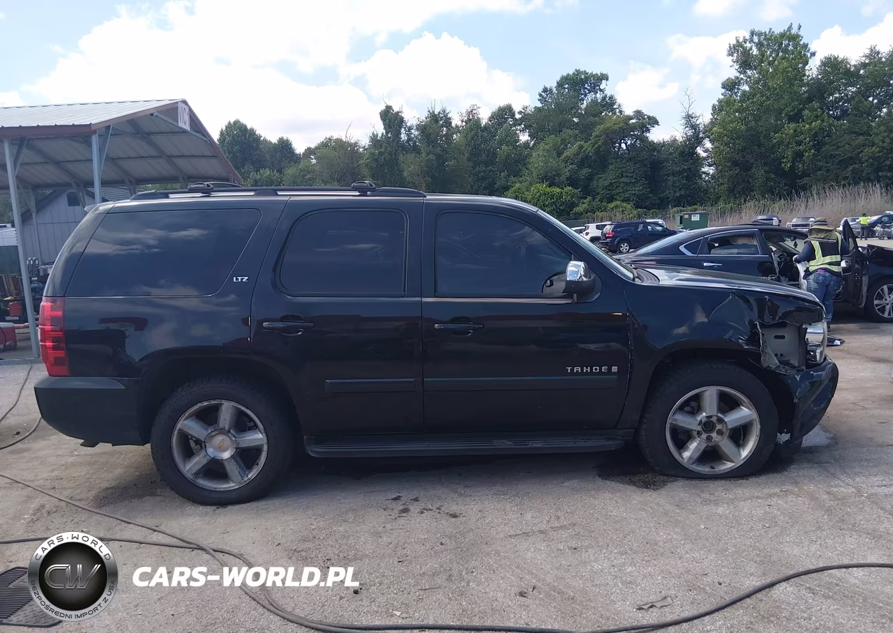 2007 Chevrolet Tahoe Ltz VIN:1GNFK130X7R398272 - 13