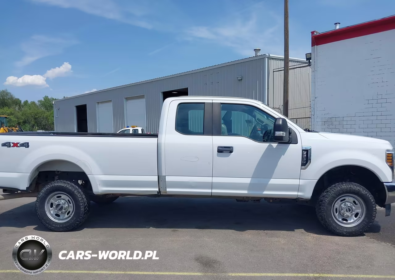 2018 Ford F-250 Xl VIN:1FT7X2B66JEC83922 - 16
