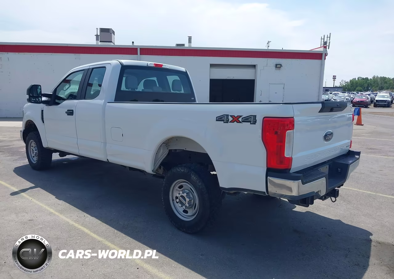 2018 Ford F-250 Xl VIN:1FT7X2B66JEC83922 - 3