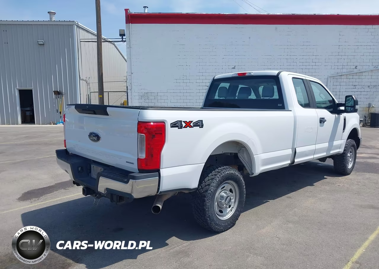 2018 Ford F-250 Xl VIN:1FT7X2B66JEC83922 - 4