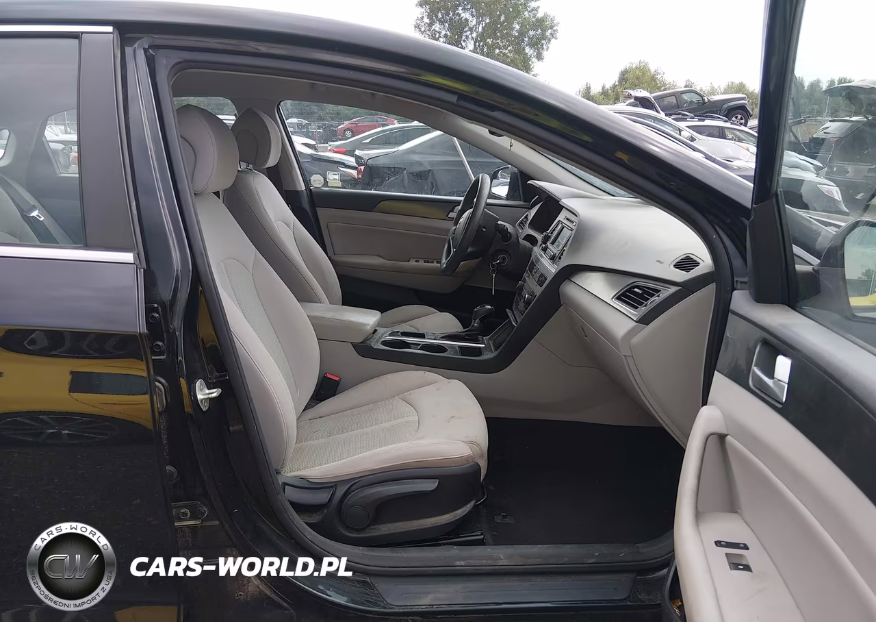 2015 Hyundai Sonata Sport VIN:5NPE34AF7FH246210 - 5