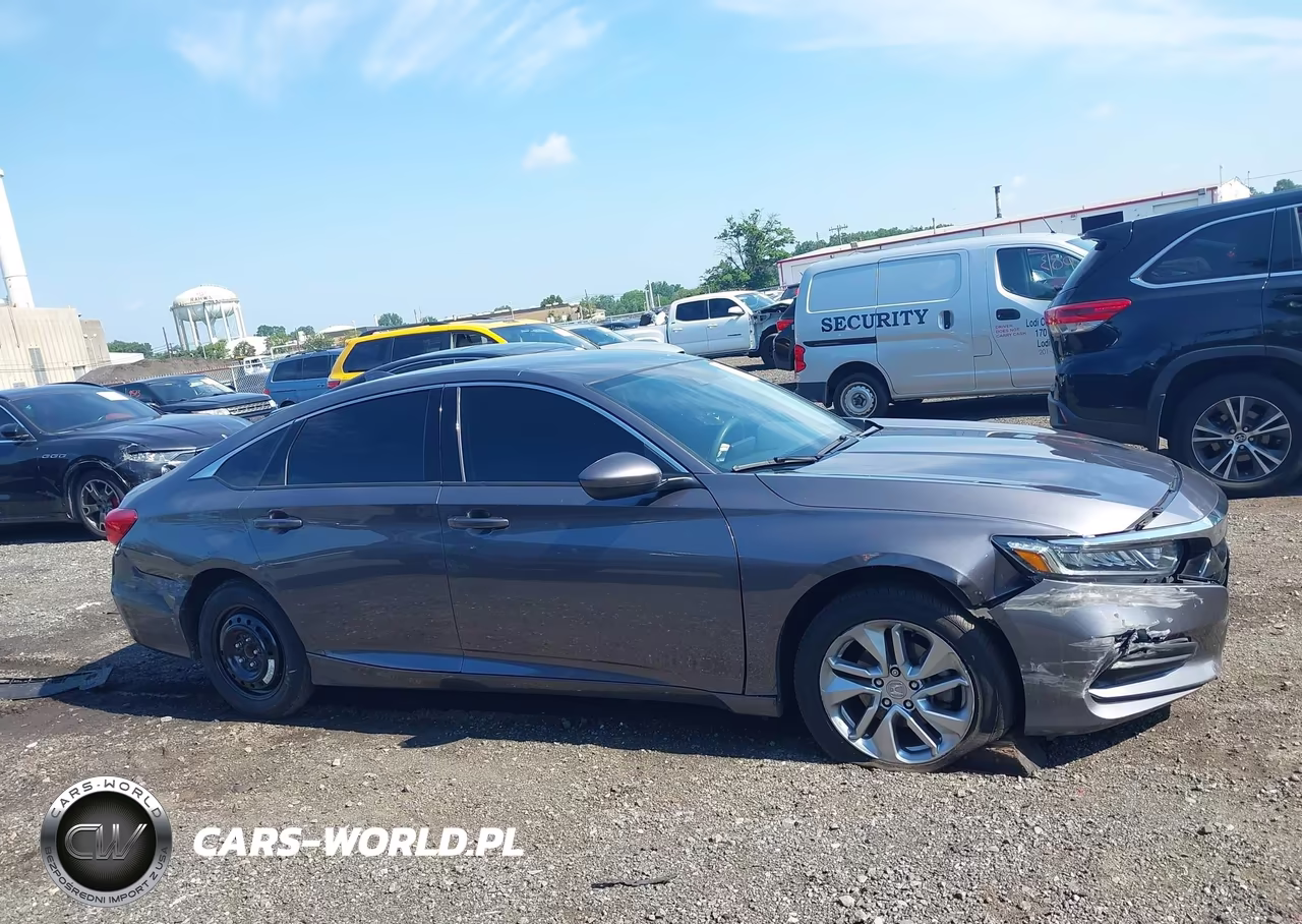 2018 Honda Accord Lx VIN:1HGCV1F1XJA235040 - 13