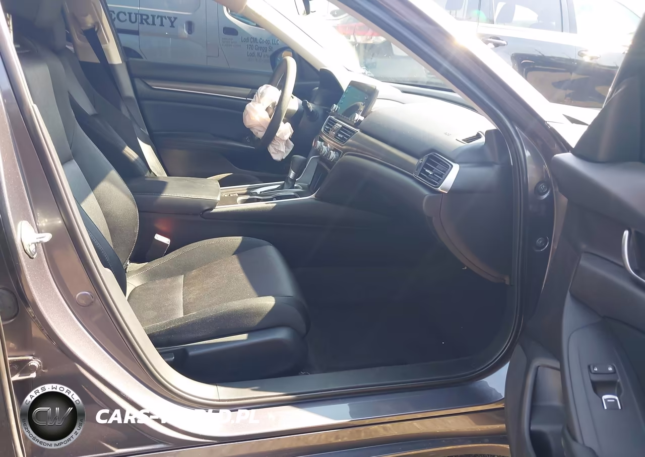 2018 Honda Accord Lx VIN:1HGCV1F1XJA235040 - 5