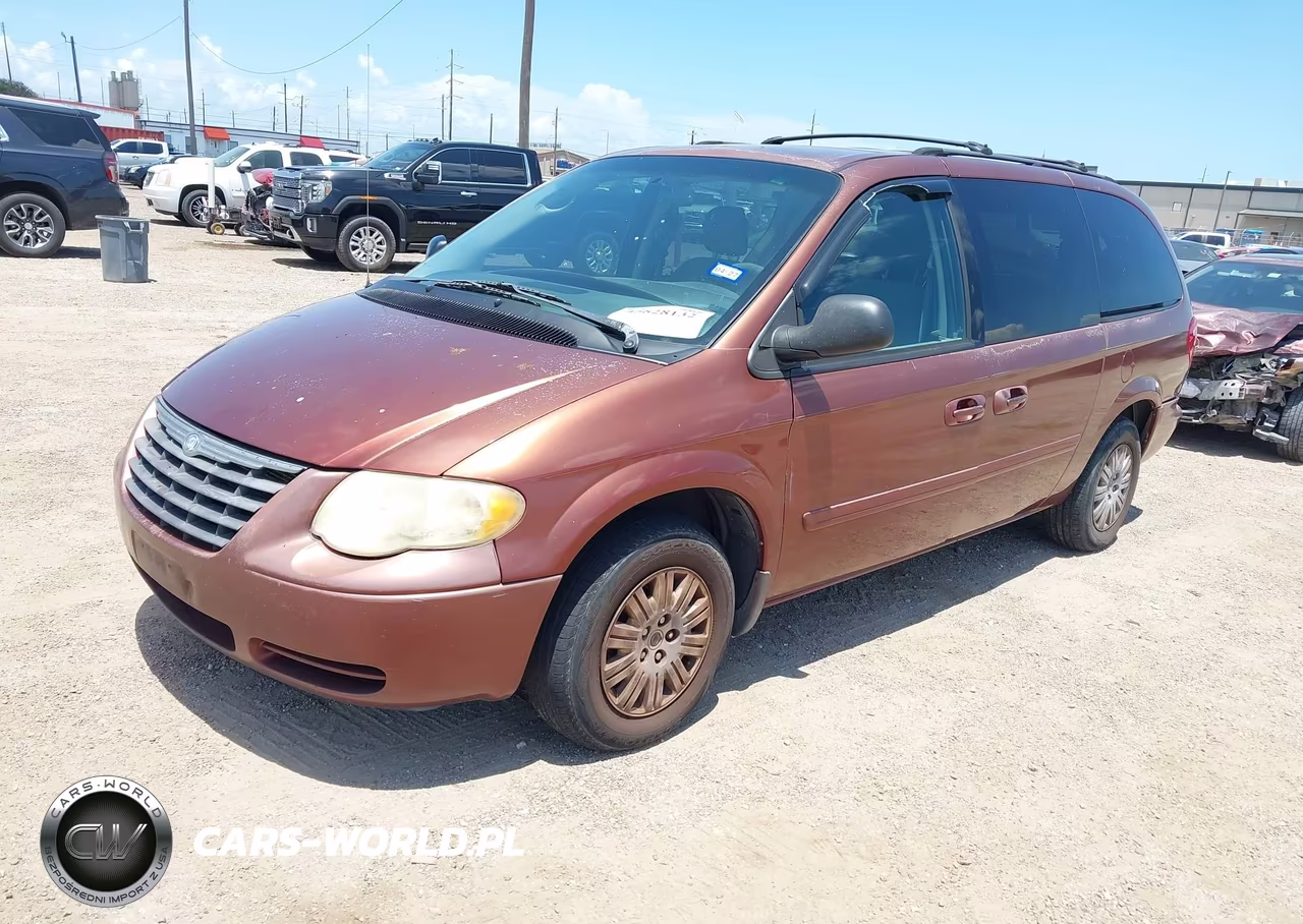 2007 Chrysler Town & Country Lx VIN:2A4GP44R17R325485 - 2