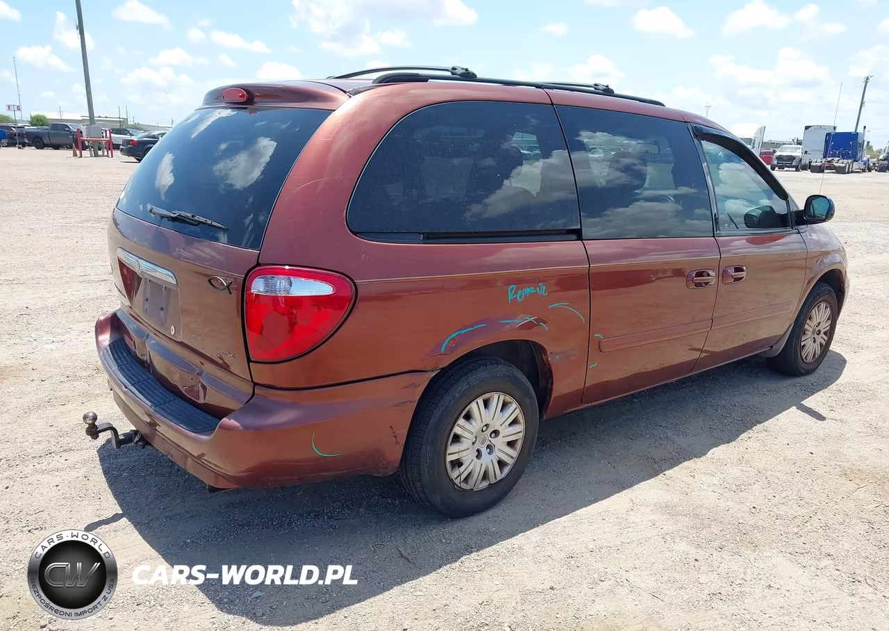2007 Chrysler Town & Country Lx VIN:2A4GP44R17R325485 - 4