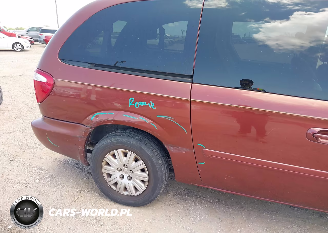 2007 Chrysler Town & Country Lx VIN:2A4GP44R17R325485 - 6
