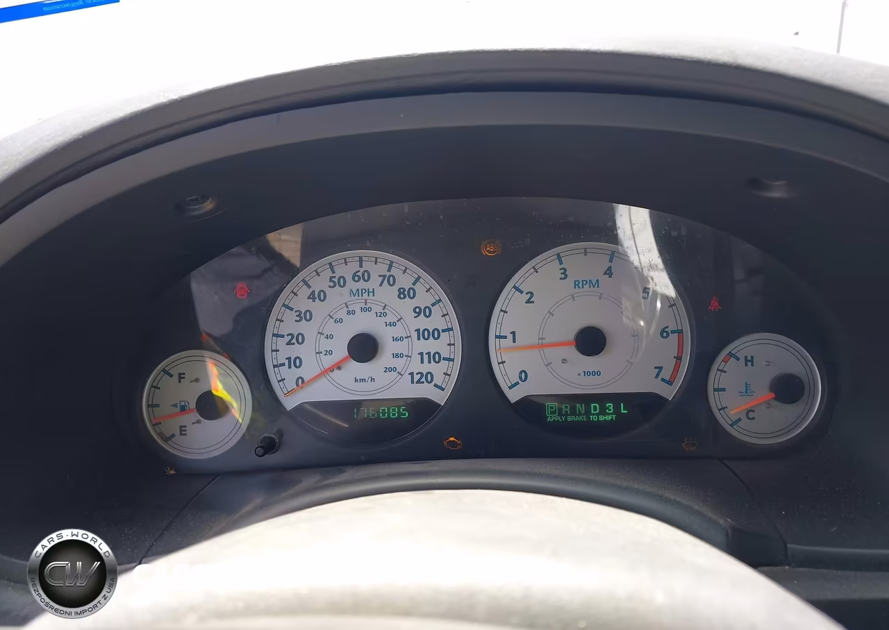 2007 Chrysler Town & Country Lx VIN:2A4GP44R17R325485 - 7