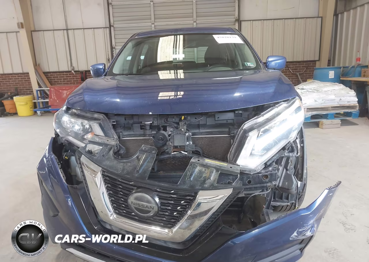 2018 Nissan Rogue S VIN:KNMAT2MVXJP565846 - 13