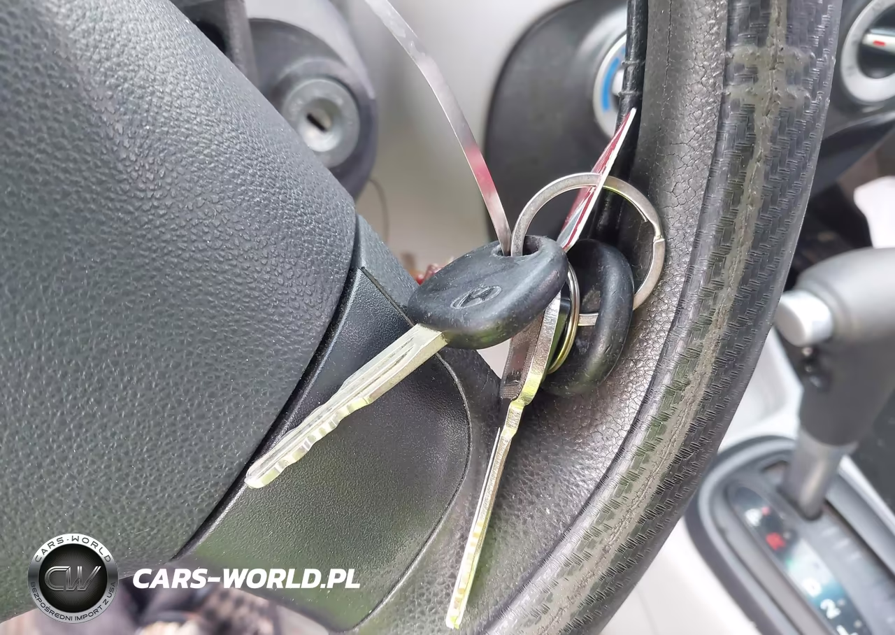 2007 Hyundai Accent Gs VIN:KMHCM36C87U046954 - 11