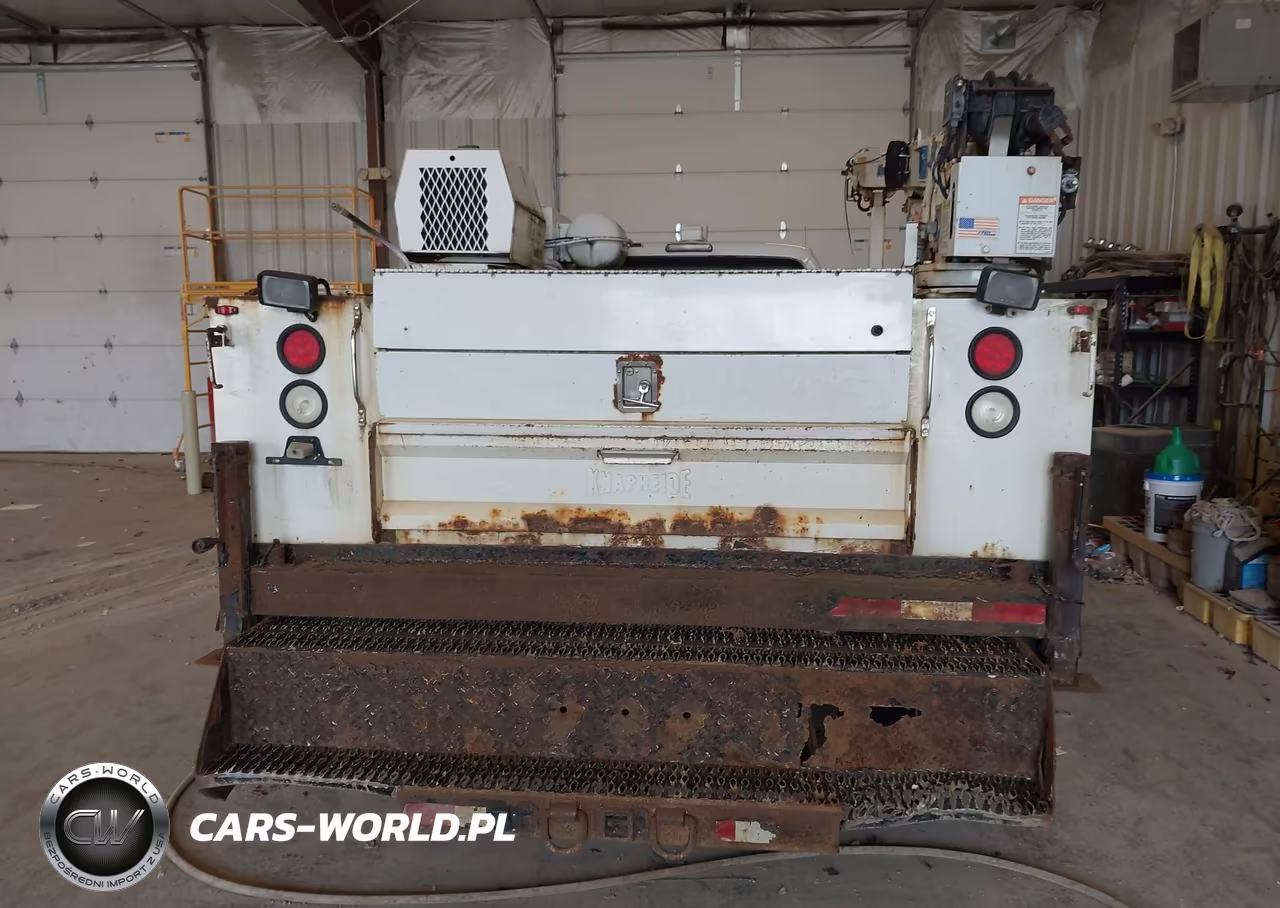 2009 Ford F-550 Chassis Xl-Xlt VIN:1FDAF57Y69EA86244 - 15