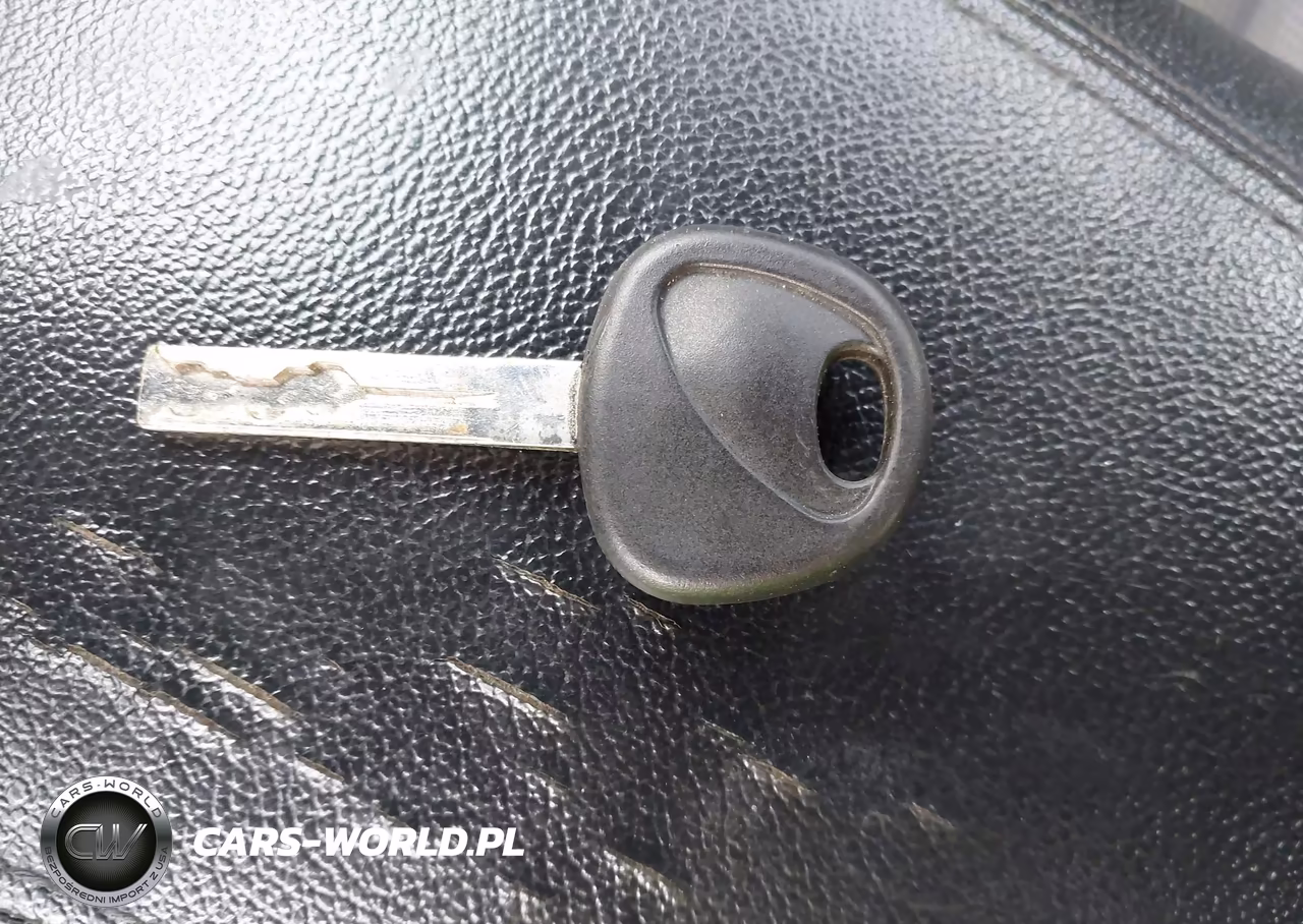 2011 Hyundai Sonata Gls VIN:5NPEB4AC4BH306303 - 11