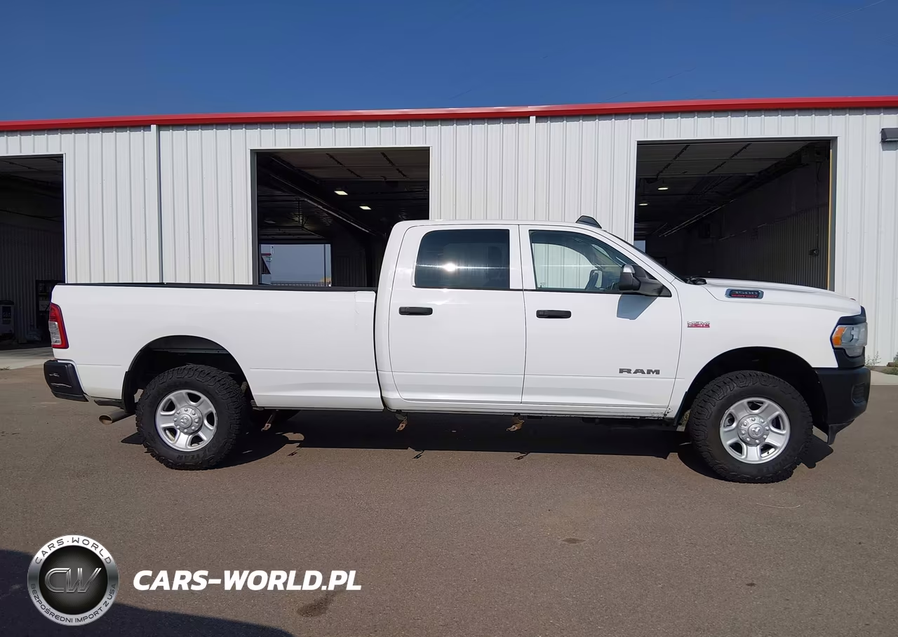 2020 Ram 3500 Tradesman 4X4 8' Box VIN:3C63R3GJ4LG237729 - 19