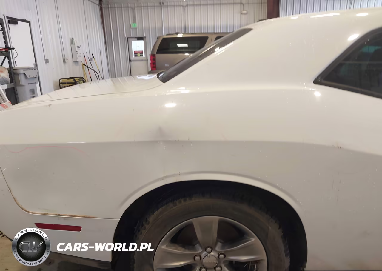 2015 Dodge Challenger Sxt VIN:2C3CDZAG7FH708580 - 6