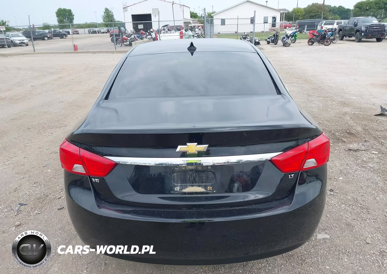2018 Chevrolet Impala 1Lt VIN:2G1105S35J9110180 - 16