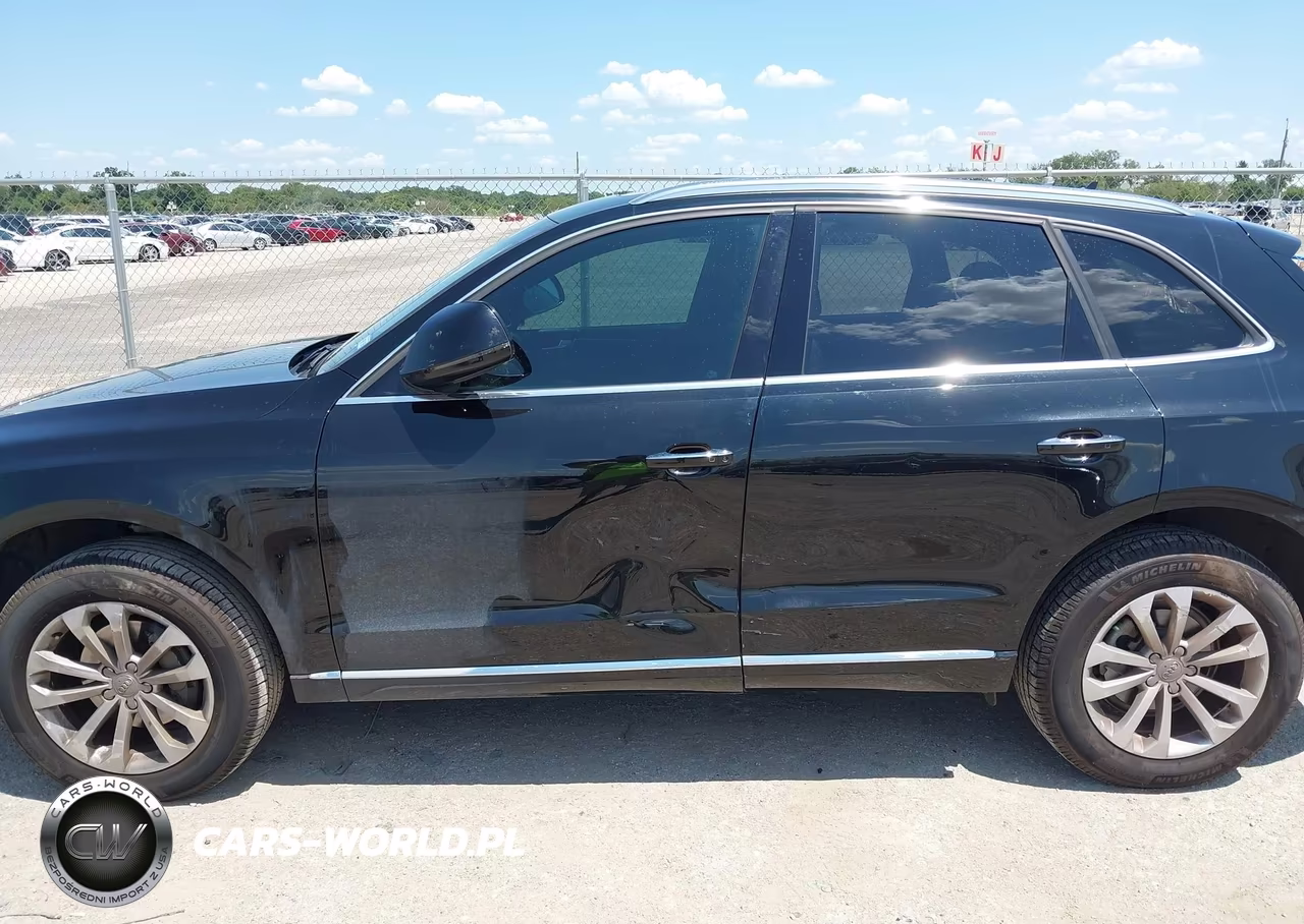 2016 Audi Q5 2.0T Premium VIN:WA1L2AFP7GA046313 - 14