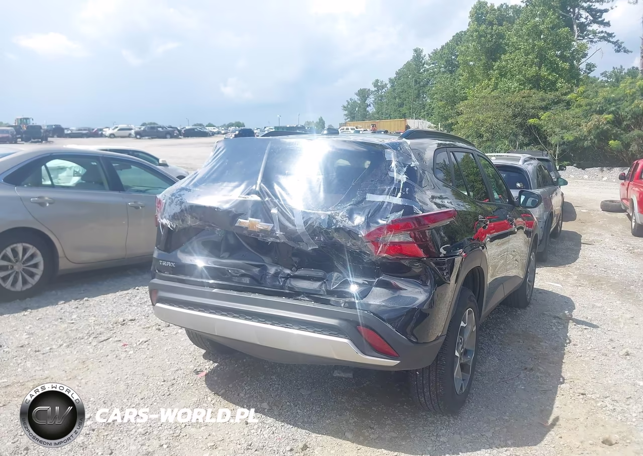 2025 Chevrolet Trax Fwd Lt VIN:KL77LHEP1SC233183 - 4