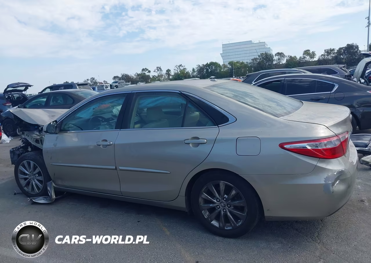 2017 Toyota Camry Hybrid Xle VIN:4T1BD1FK7HU205293 - 15