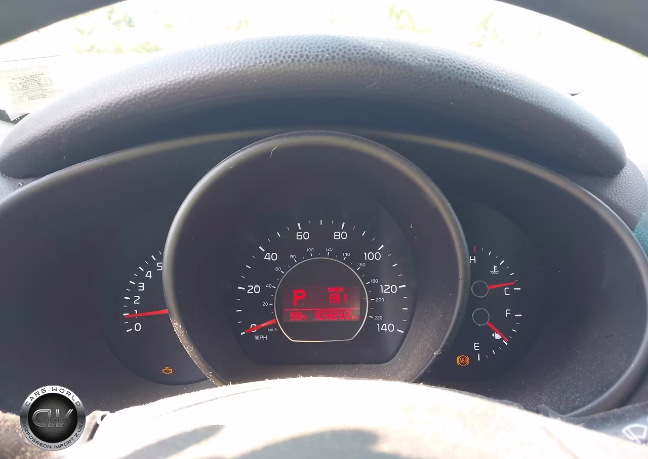 2014 Kia Soul VIN:KNDJN2A23E7737693 - 7
