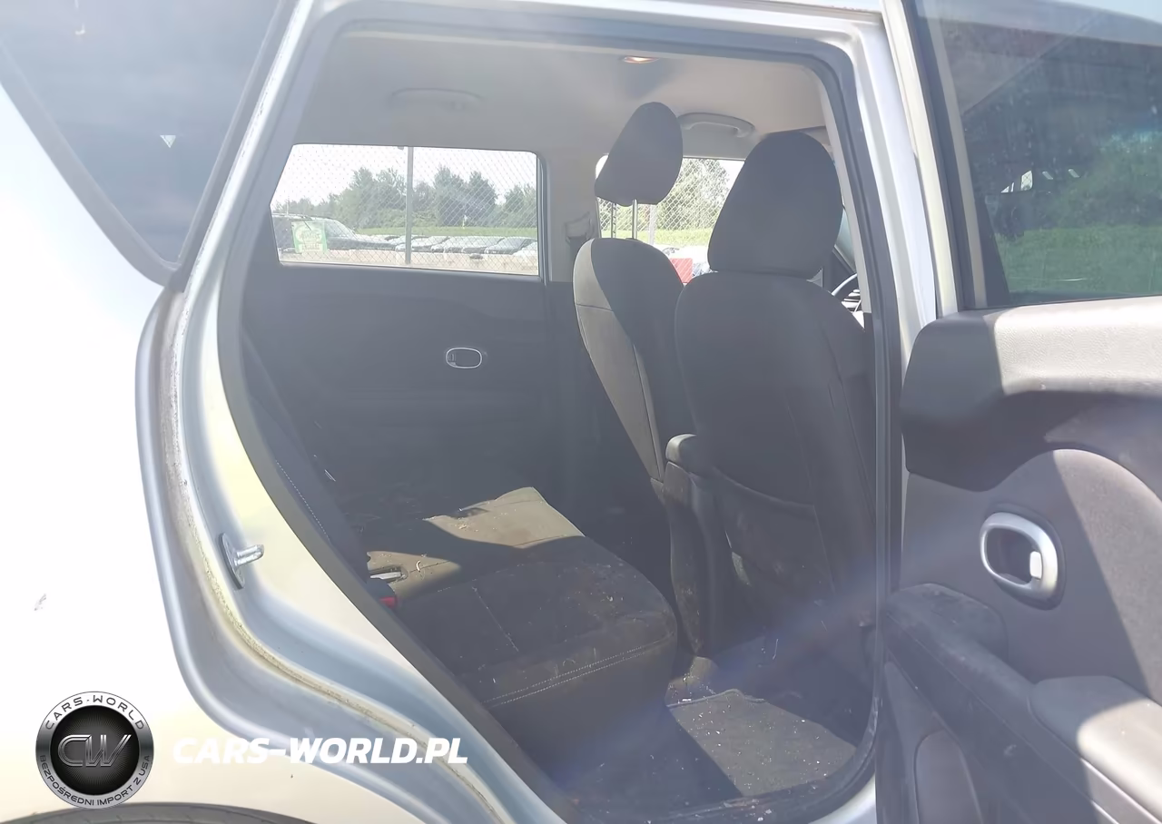 2014 Kia Soul VIN:KNDJN2A23E7737693 - 8