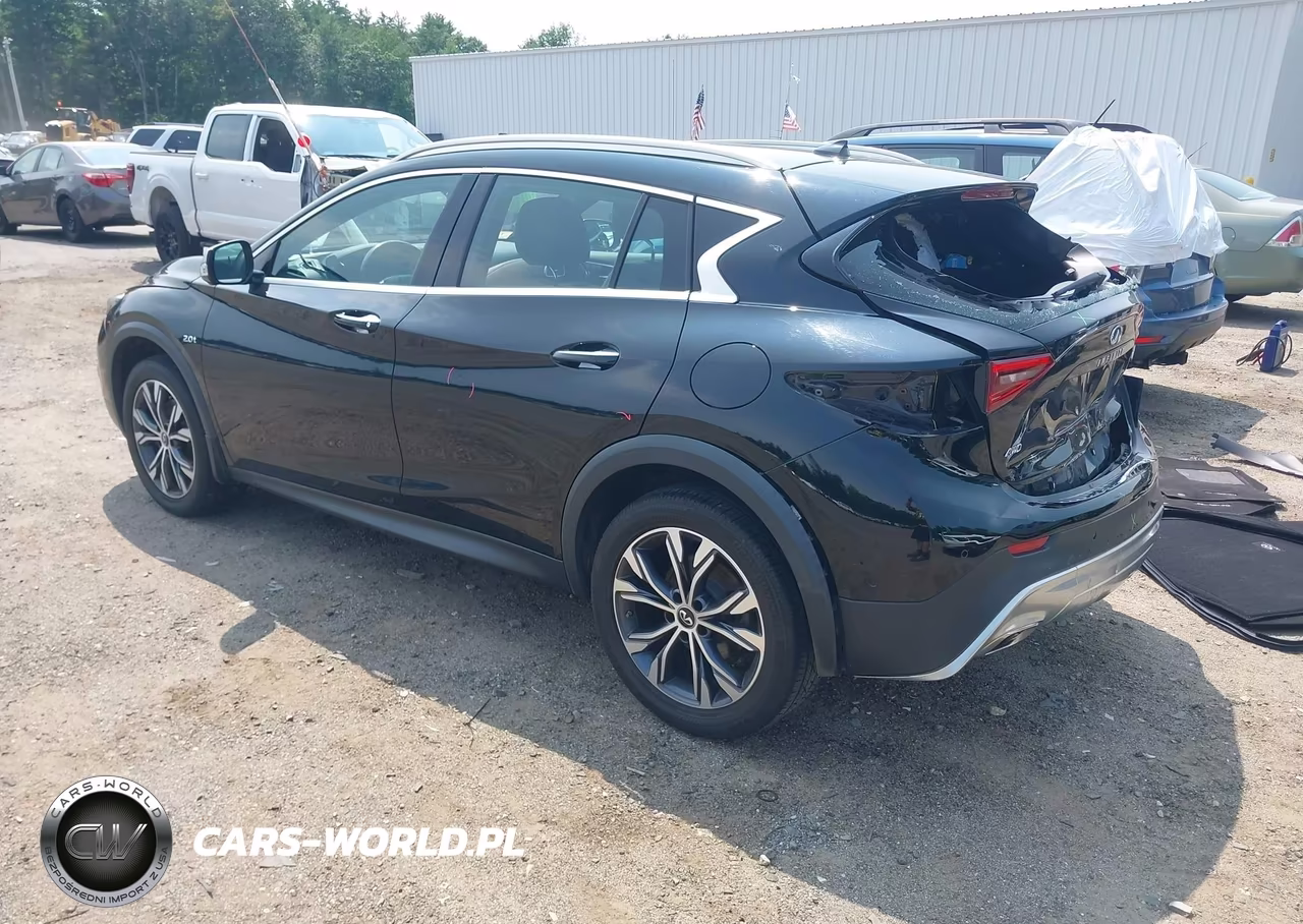 2017 Infiniti Qx30 Premium VIN:SJKCH5CR6HA030152 - 3