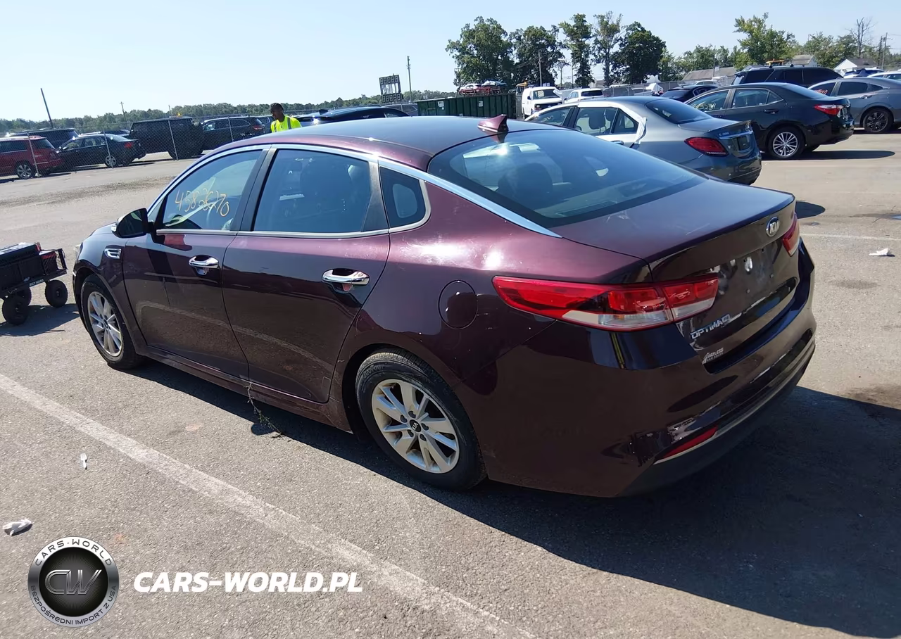 2017 Kia Optima Lx VIN:5XXGT4L37HG156839 - 3