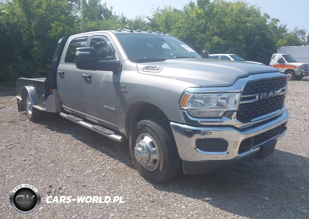 2024 Ram 3500 Chassis Tradesman-Slt-Laramie-Limited – zdjęcie 1 z 17