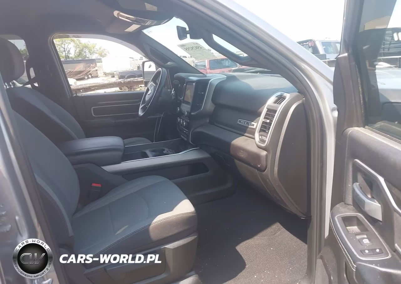 2024 Ram 3500 Chassis Tradesman-Slt-Laramie-Limited VIN:3C7WRTCL7RG139111 - 17