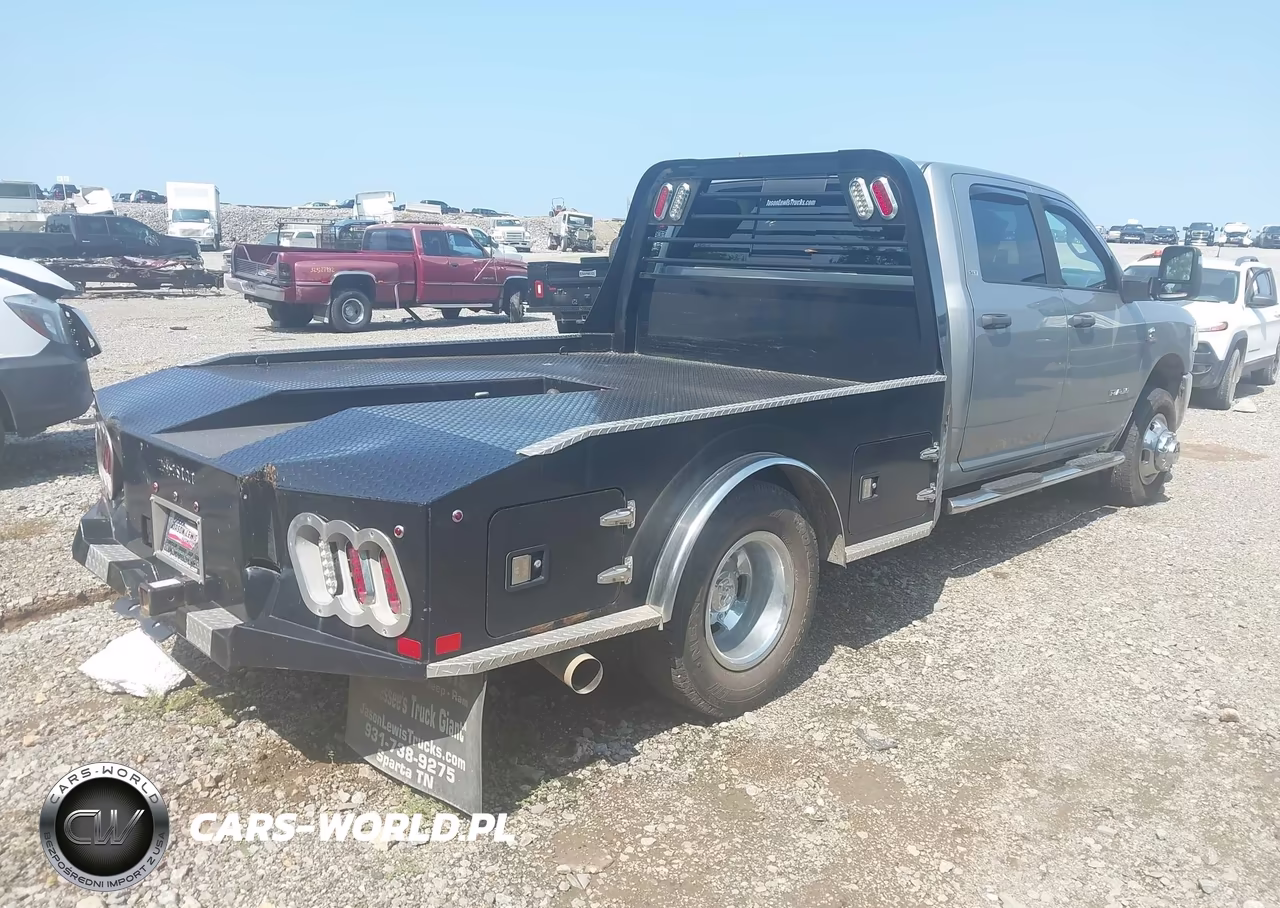 2024 Ram 3500 Chassis Tradesman-Slt-Laramie-Limited VIN:3C7WRTCL7RG139111 - 4