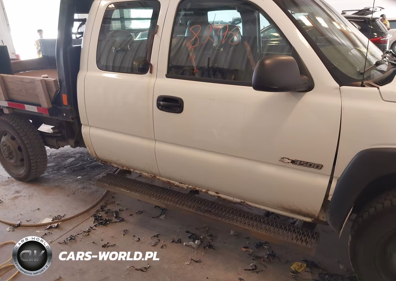 2006 Chevrolet Silverado 3500 Work Truck VIN:1GCHK39U46E129553 - 13