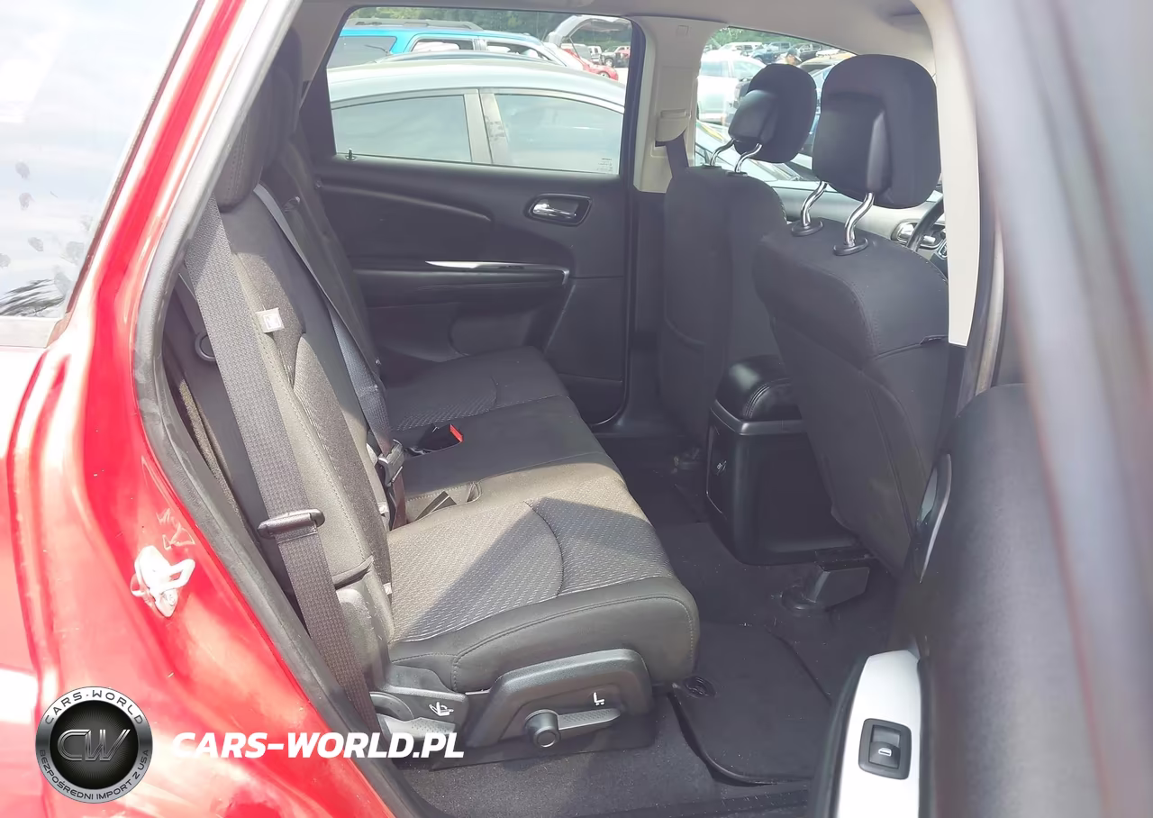 2019 Dodge Journey Se VIN:3C4PDCBB9KT870984 - 8